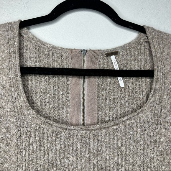 Free People Swing Out Sister Tan Long Sleeve Sweater Square Neck Top Size XS - Picture 4 of 8